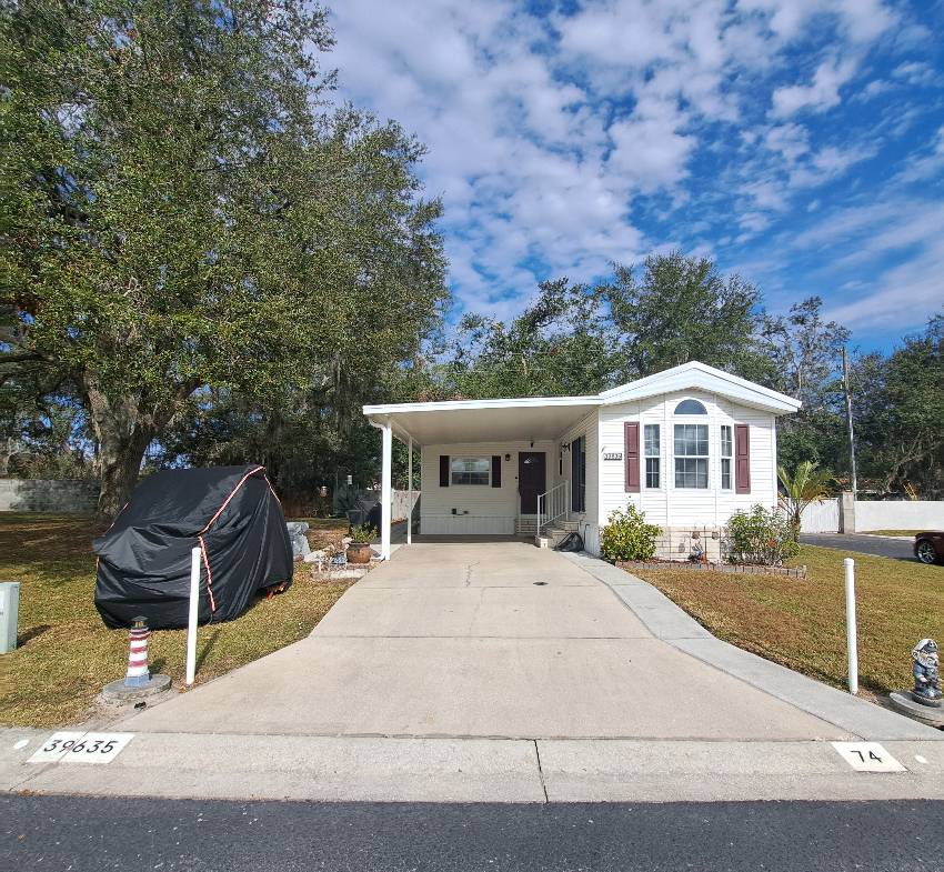 39635 Hazeltine Ave a Zephyrhills, FL Mobile or Manufactured Home for Sale