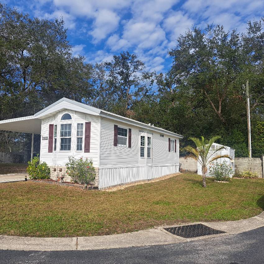 39635 Hazeltine Ave a Zephyrhills, FL Mobile or Manufactured Home for Sale