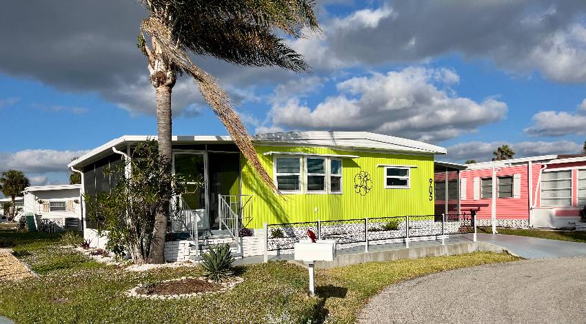 905 Orinoco a Venice, FL Mobile or Manufactured Home for Sale