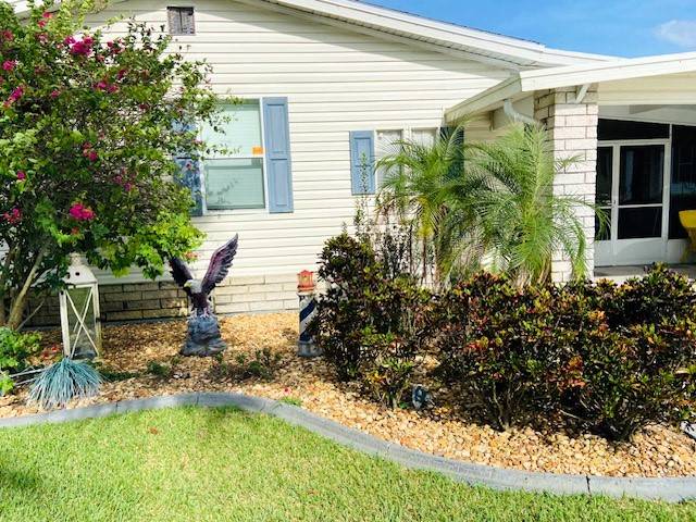 1502 Tanglewood Circle a Sebring, FL Mobile or Manufactured Home for Sale