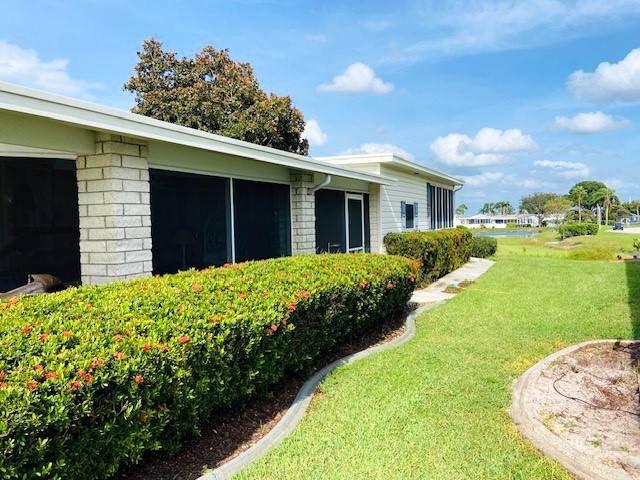 1502 Tanglewood Circle a Sebring, FL Mobile or Manufactured Home for Sale