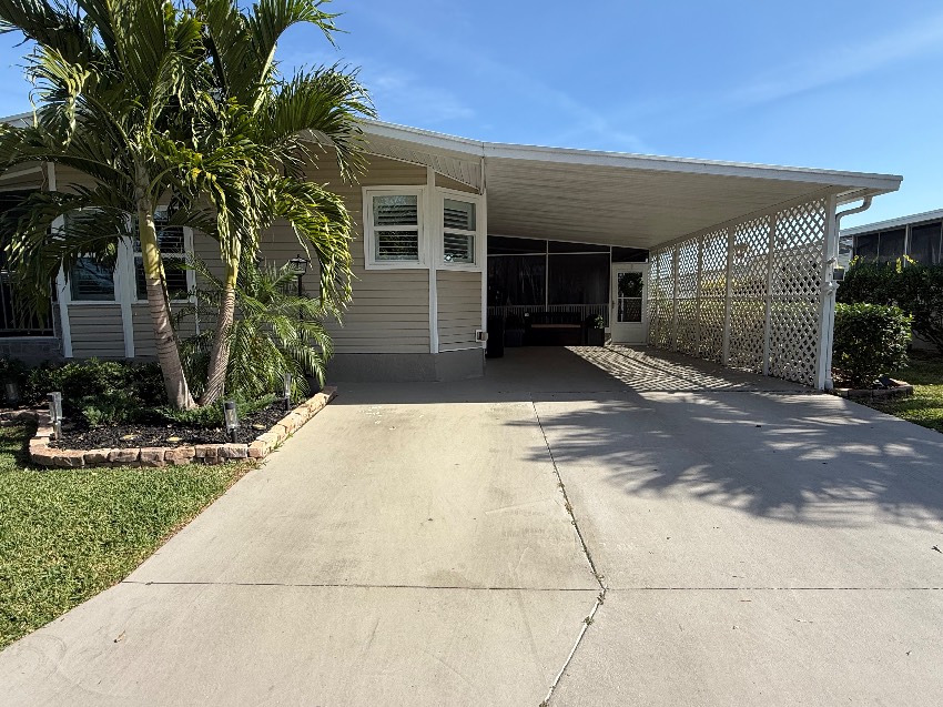 5461 Aylesbury Ln a Sarasota, FL Mobile or Manufactured Home for Sale