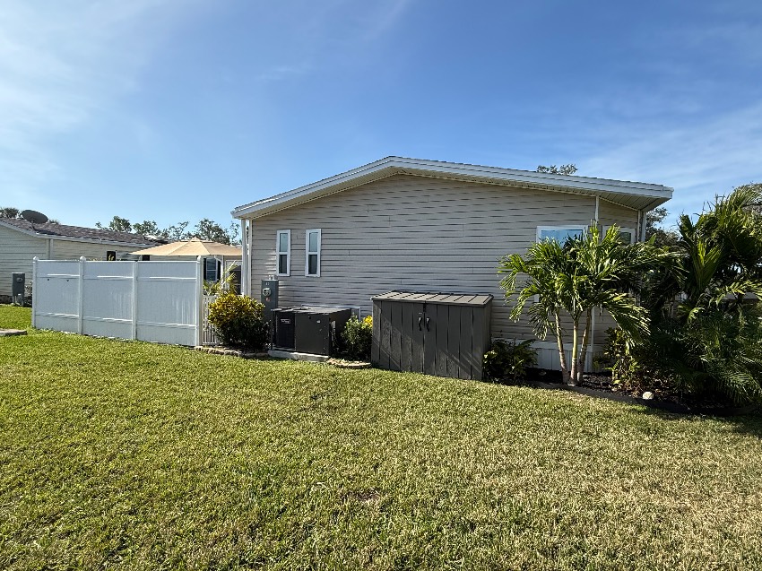 5461 Aylesbury Ln a Sarasota, FL Mobile or Manufactured Home for Sale