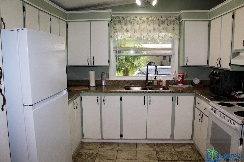 3154 Blue Lagoon Dr a Zephyrhills, FL Mobile or Manufactured Home for Sale