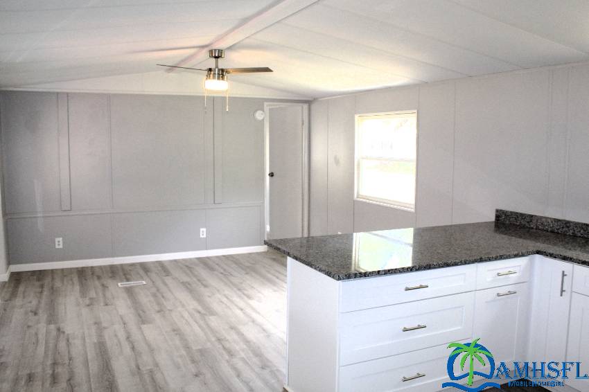 3234 Blue Lagoon Dr a Zephyrhills, FL Mobile or Manufactured Home for Sale