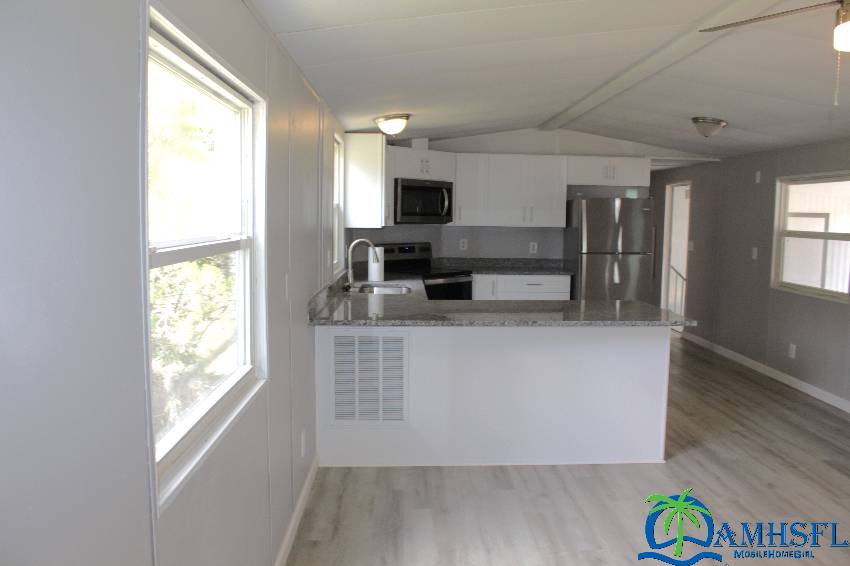 3234 Blue Lagoon Dr a Zephyrhills, FL Mobile or Manufactured Home for Sale