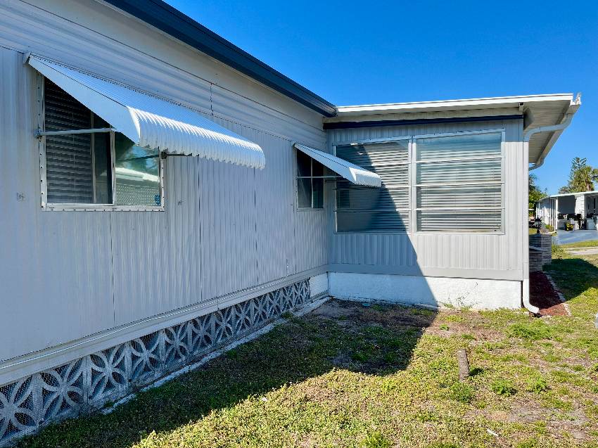 986 Montego a Venice, FL Mobile or Manufactured Home for Sale