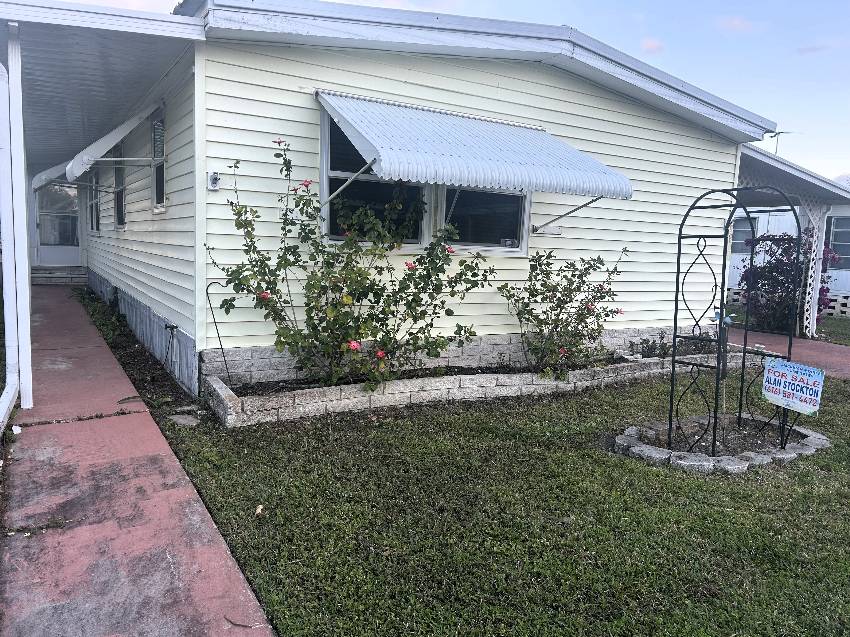 5846 Clubhouse Dr a New Port Richey, FL Mobile or Manufactured Home for Sale