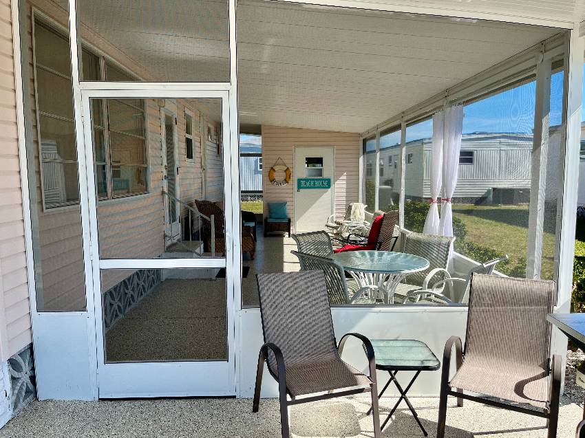 83 Azalea St a Venice, FL Mobile or Manufactured Home for Sale