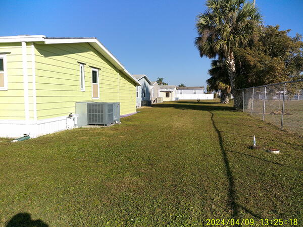 159 Sweet Circle a Winter Haven, FL Mobile or Manufactured Home for Sale