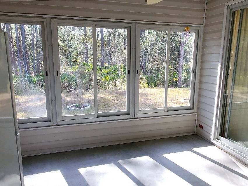 6976 W Leonshire Lane a Homosassa, FL Mobile or Manufactured Home for Sale