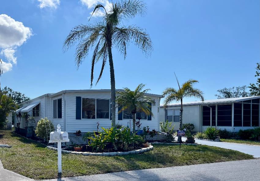 880 Zacapa W a Venice, FL Mobile or Manufactured Home for Sale