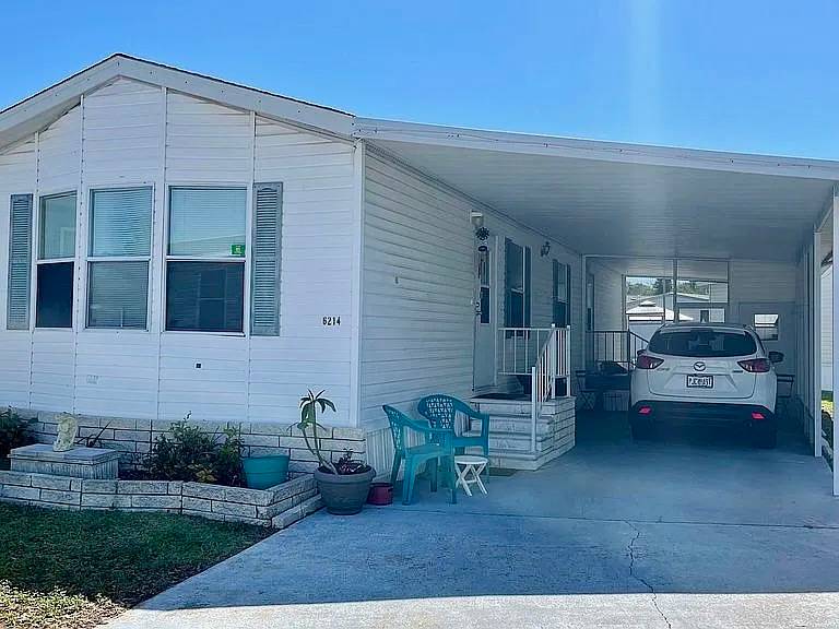 6214 Starboard Ln a Tampa, FL Mobile or Manufactured Home for Sale