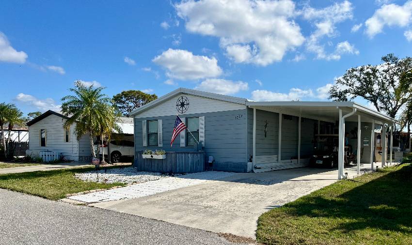 1224 N Indies Circle a Venice, FL Mobile or Manufactured Home for Sale