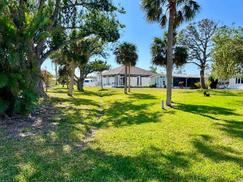 1224 N Indies Circle a Venice, FL Mobile or Manufactured Home for Sale