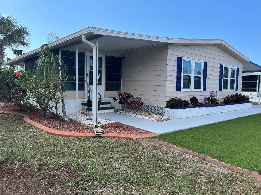 194 Gauva Circle a Bradenton, FL Mobile or Manufactured Home for Sale