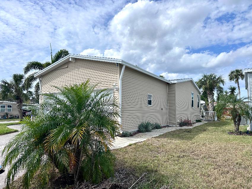 306 Ameland Drive a Ellenton, FL Mobile or Manufactured Home for Sale