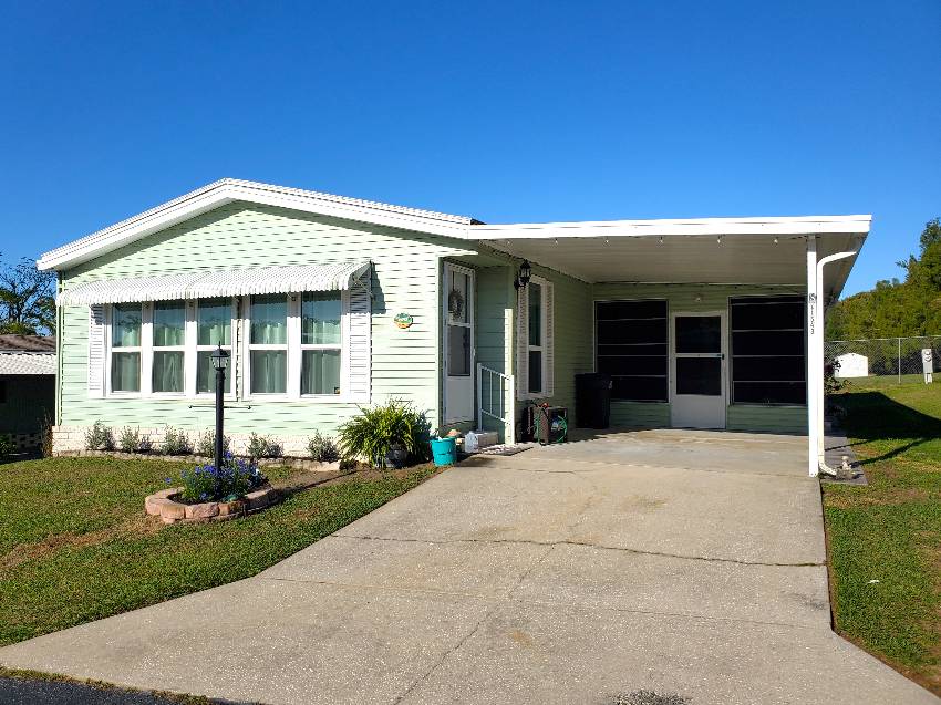 11543 Pierview Rd a Dade City, FL Mobile or Manufactured Home for Sale