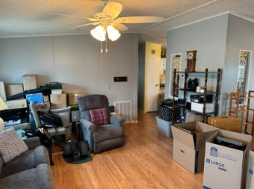 327 Crestwood Dr a Mulberry, FL Mobile or Manufactured Home for Sale
