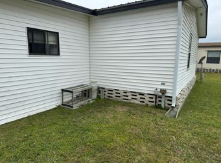327 Crestwood Dr a Mulberry, FL Mobile or Manufactured Home for Sale