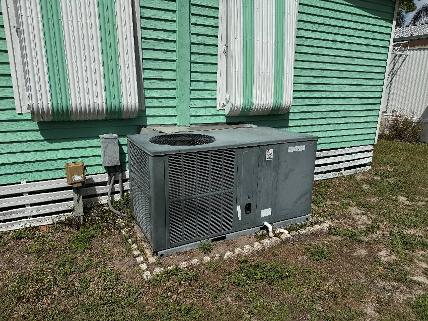 2525 Mesquite Pl a Kissimmee, FL Mobile or Manufactured Home for Sale