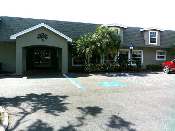5320 Laurel Oaks Drive a Winter Haven, FL Mobile or Manufactured Home for Sale