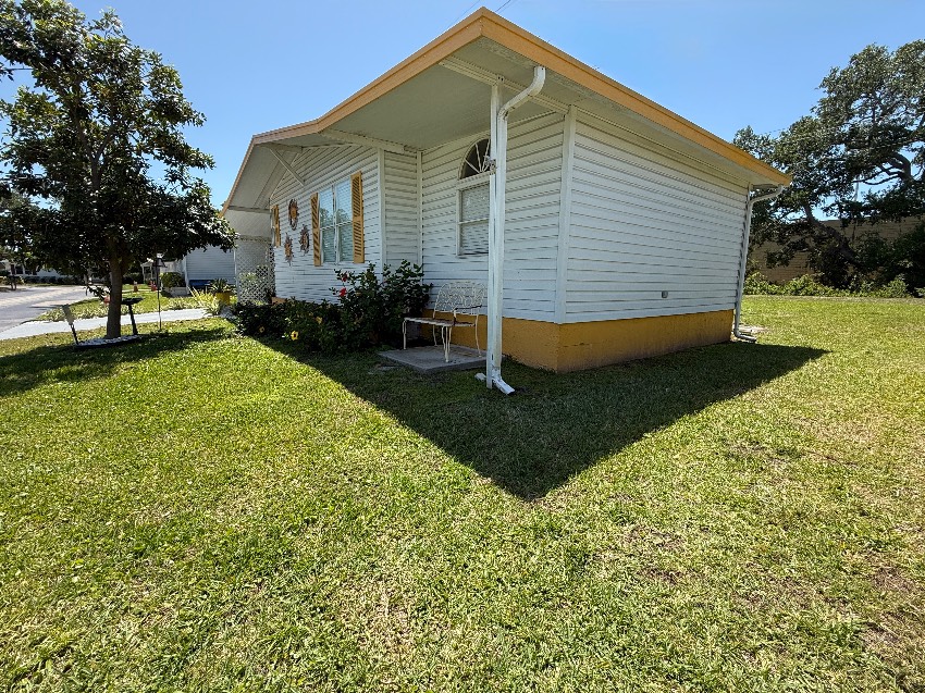 5258 Wellfleet Dr. W. a Sarasota, FL Mobile or Manufactured Home for Sale