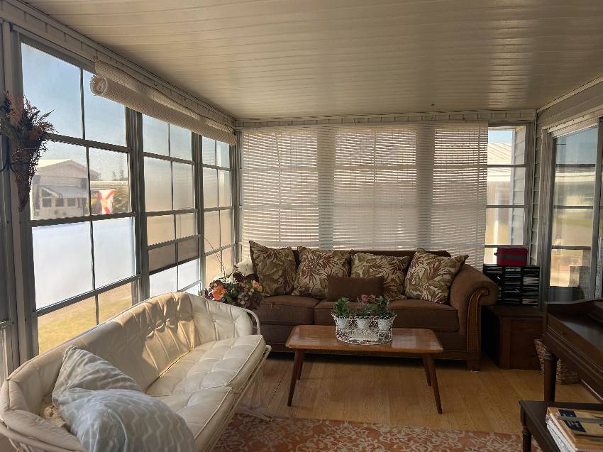 40 Kingsport Ave a Palmetto, FL Mobile or Manufactured Home for Sale