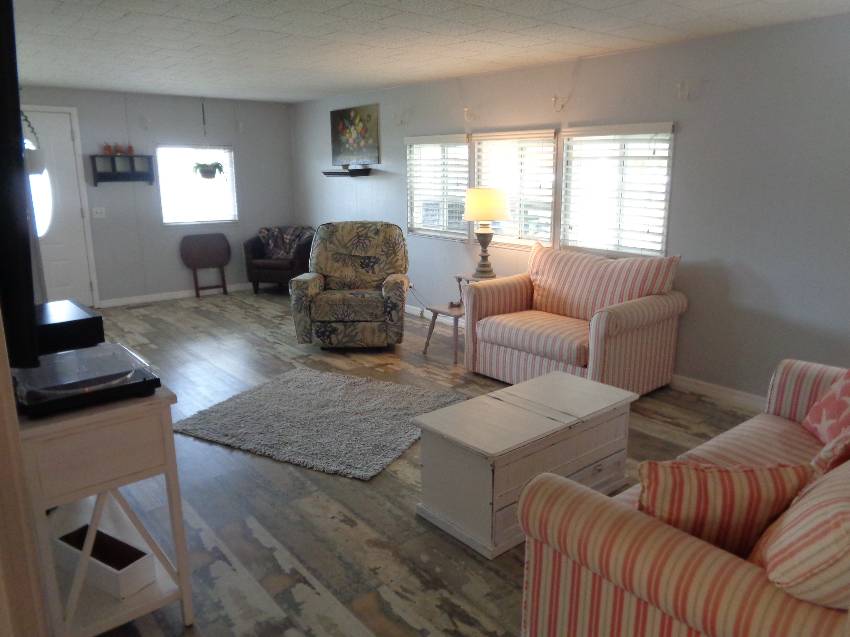 191 Duane Place a Lakeland, FL Mobile or Manufactured Home for Sale