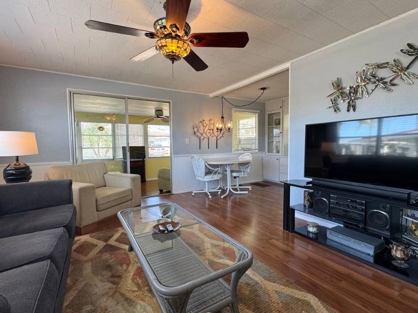 1415 Main St Lot 279 a Dunedin, FL Mobile or Manufactured Home for Sale