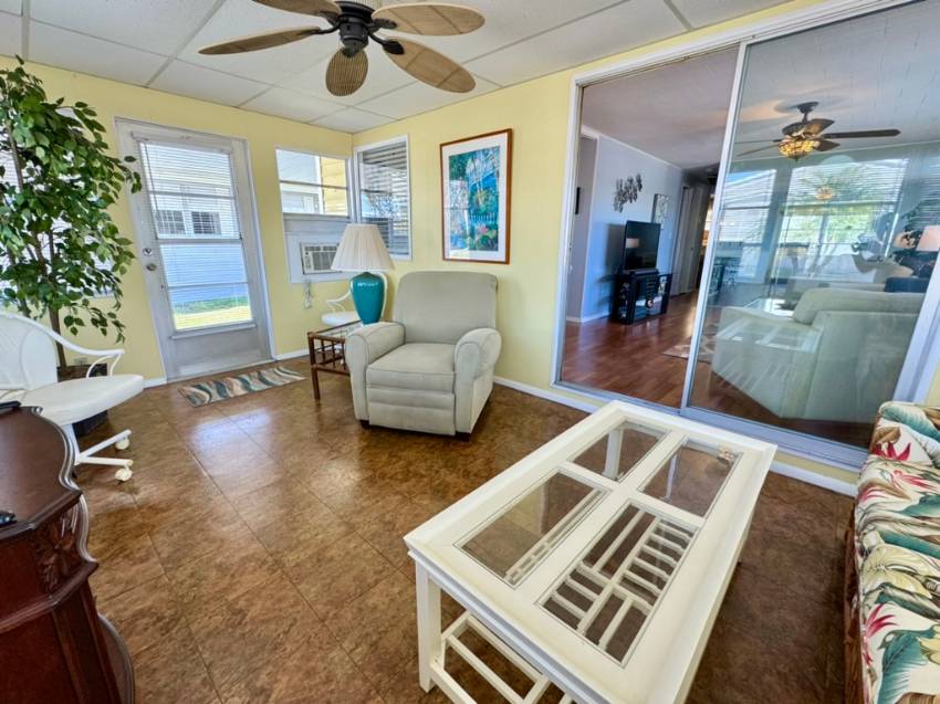 1415 Main St Lot 279 a Dunedin, FL Mobile or Manufactured Home for Sale