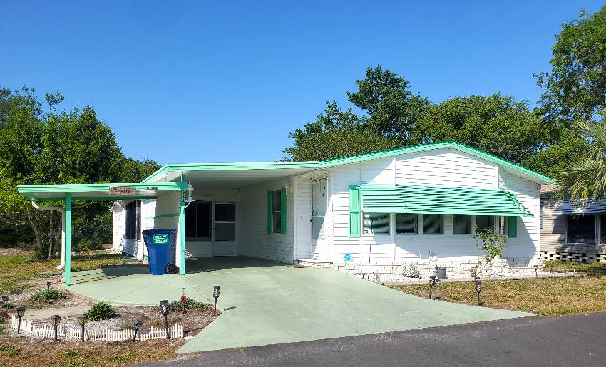 6984 W Woodbridge Dr a Homosassa, FL Mobile or Manufactured Home for Sale