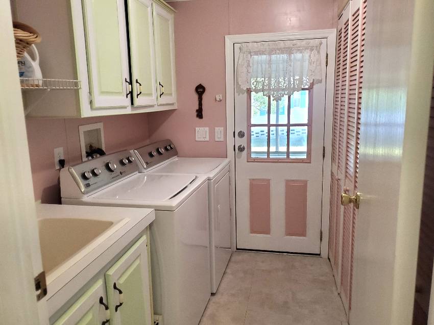 6984 W Woodbridge Dr a Homosassa, FL Mobile or Manufactured Home for Sale