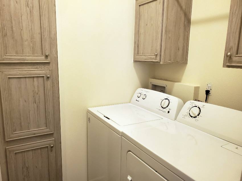 10664 S Sterlingshire Terrace a Homosassa, FL Mobile or Manufactured Home for Sale
