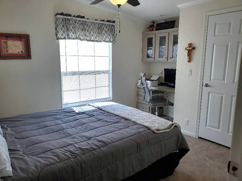10664 S Sterlingshire Terrace a Homosassa, FL Mobile or Manufactured Home for Sale
