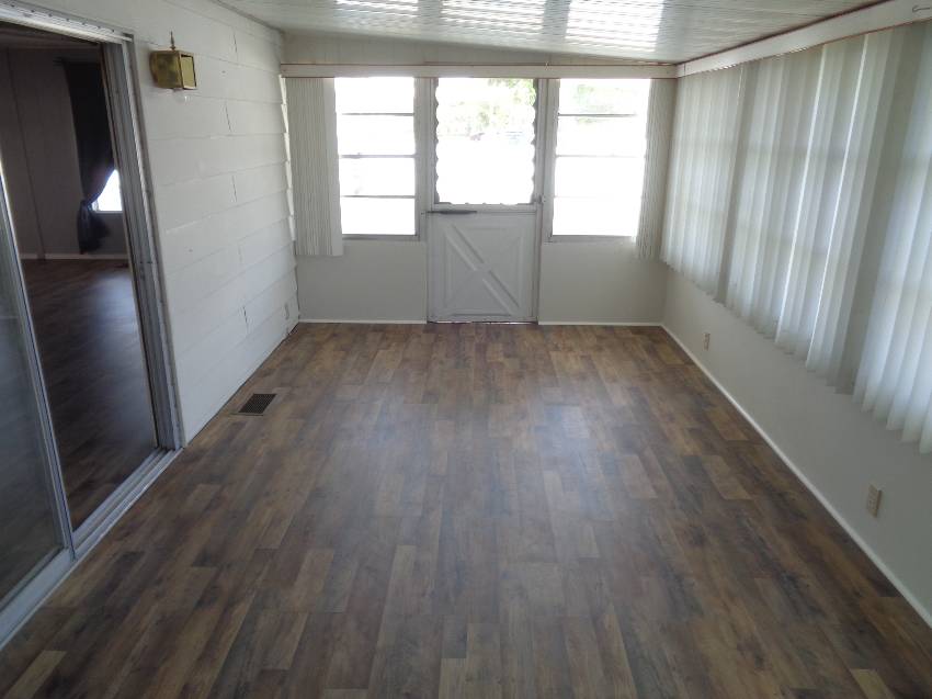 982 Hill Colony Cir a Lakeland, FL Mobile or Manufactured Home for Sale