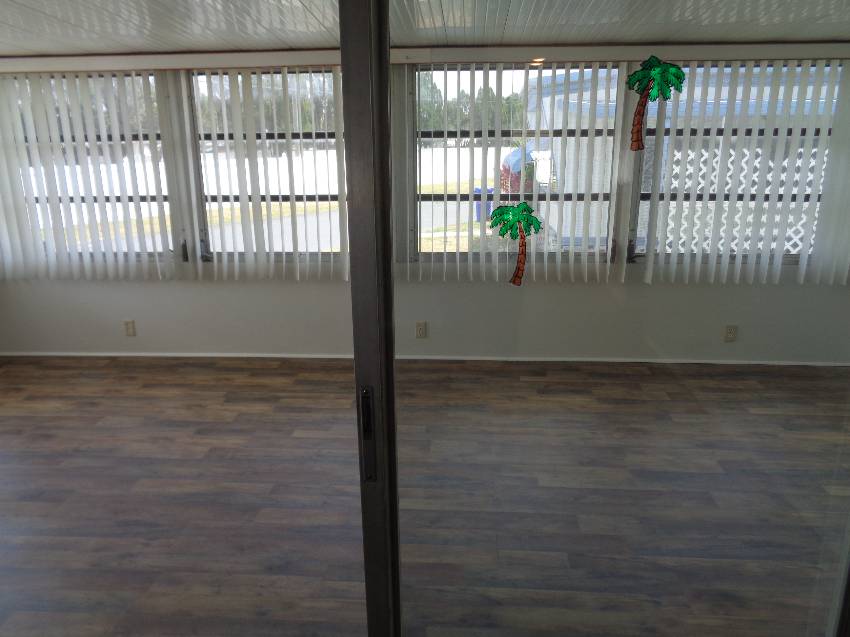 982 Hill Colony Cir a Lakeland, FL Mobile or Manufactured Home for Sale