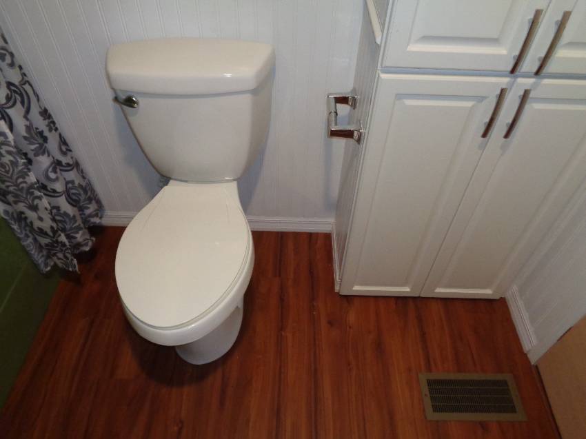982 Hill Colony Cir a Lakeland, FL Mobile or Manufactured Home for Sale