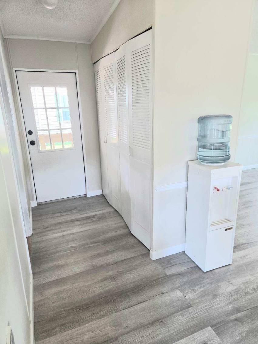 196 Fairway a Winter Haven, FL Mobile or Manufactured Home for Sale