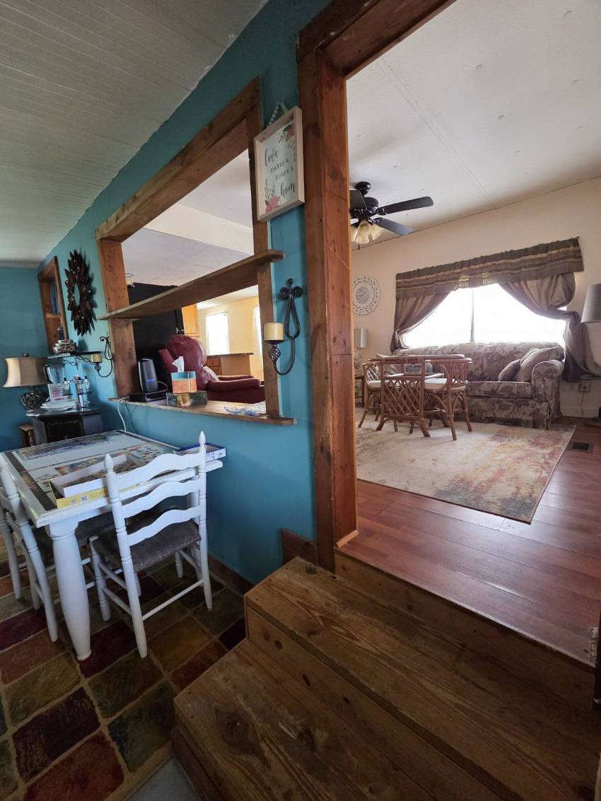 6 Sophie Ave a Dunedin, FL Mobile or Manufactured Home for Sale