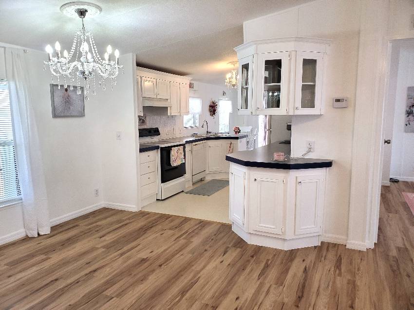 10456 S Little Hampton Terrace a Homosassa, FL Mobile or Manufactured Home for Sale