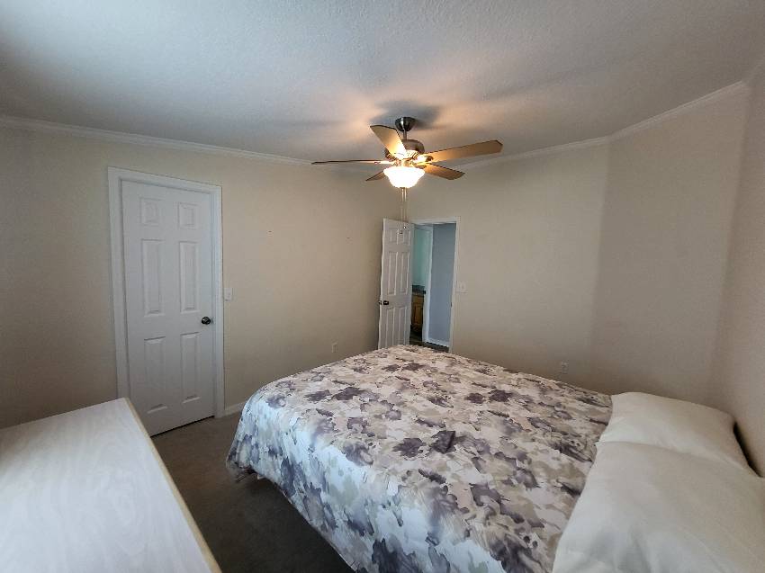 5675 Halifax Drive a Sarasota, FL Mobile or Manufactured Home for Sale