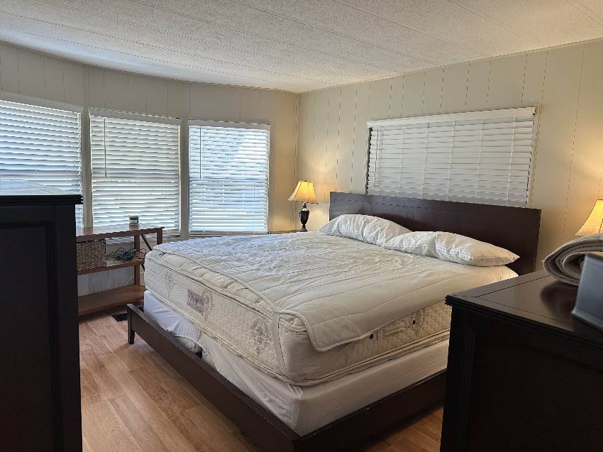 307 Apricot St a Bradenton, FL Mobile or Manufactured Home for Sale