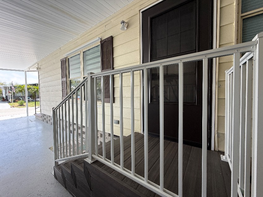 5453 Seven Oaks Dr a Sarasota, FL Mobile or Manufactured Home for Sale