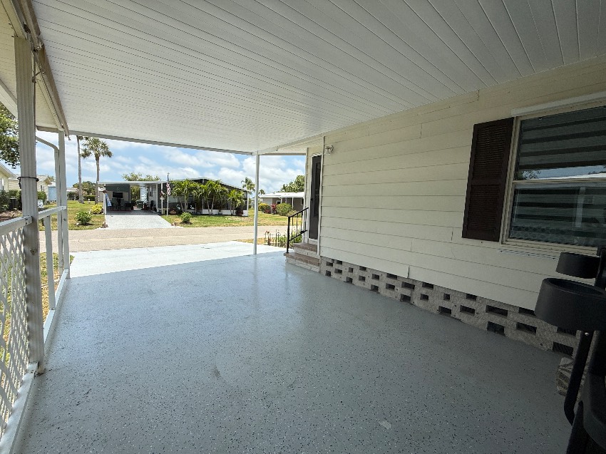 5453 Seven Oaks Dr a Sarasota, FL Mobile or Manufactured Home for Sale