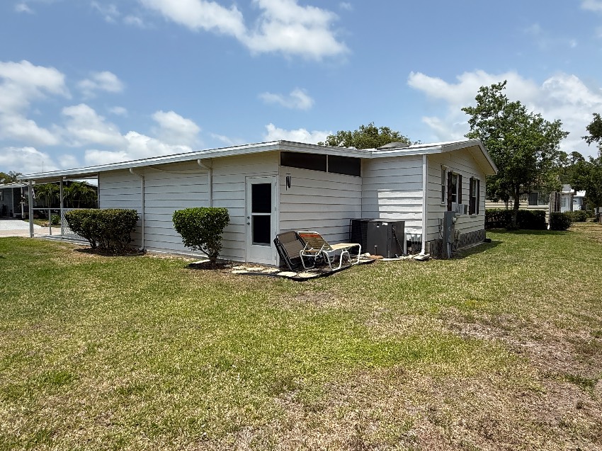 5453 Seven Oaks Dr a Sarasota, FL Mobile or Manufactured Home for Sale