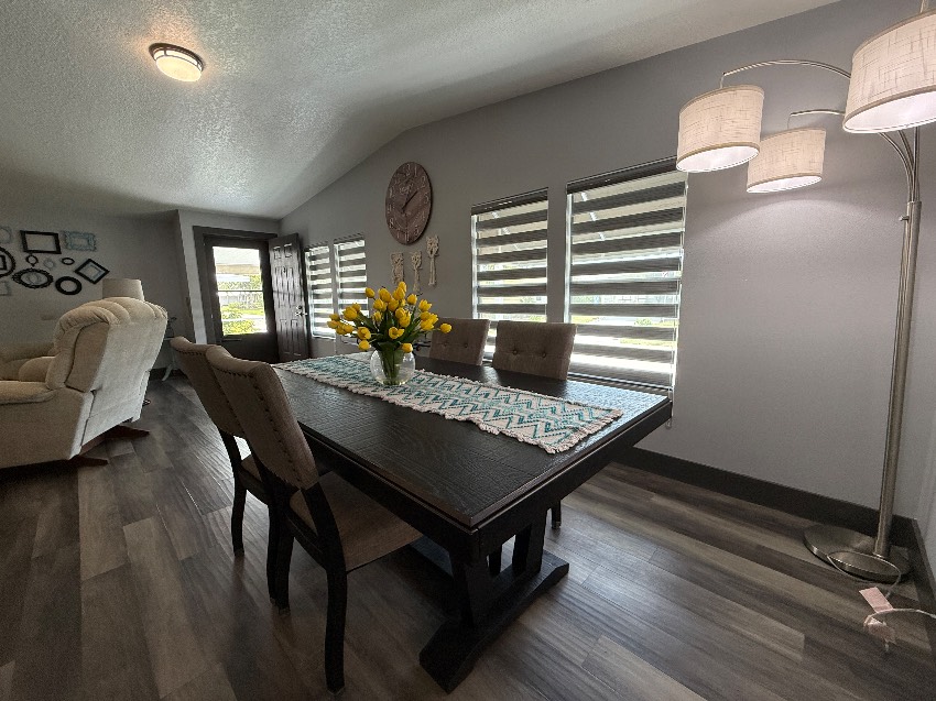 5453 Seven Oaks Dr a Sarasota, FL Mobile or Manufactured Home for Sale