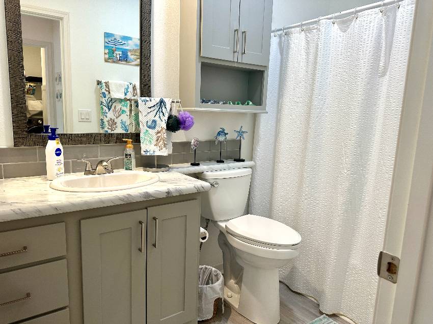 7049 Bartlett Ct a Ellenton, FL Mobile or Manufactured Home for Sale