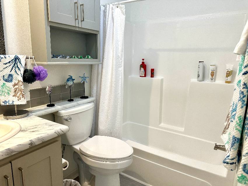 7049 Bartlett Ct a Ellenton, FL Mobile or Manufactured Home for Sale