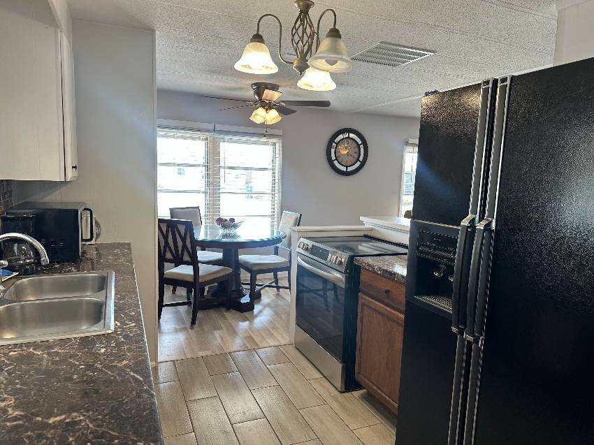490 Sandlewood Ln a Ellenton, FL Mobile or Manufactured Home for Sale